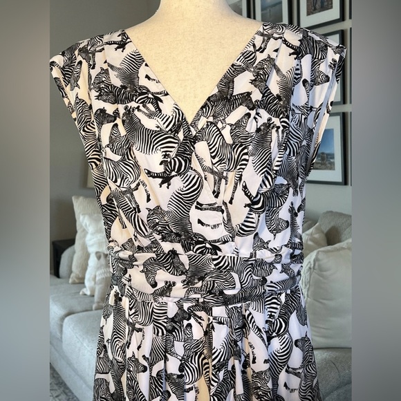 eShakti Zebras Zebra Animal Print Surplice Maxi Dress Size Large 14 - Picture 2 of 10